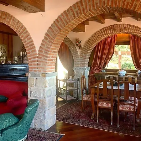 Valu' Castelbuono (Sicily)